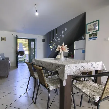 Old Fisherman's House - Zrinka Apartmán *