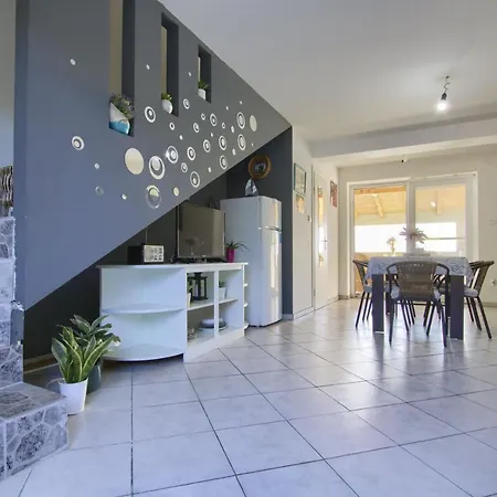 Old Fisherman's House - Zrinka Apartment Banj