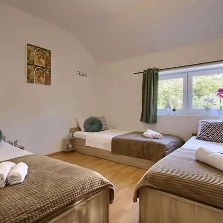 Old Fisherman's House - Zrinka Apartment *