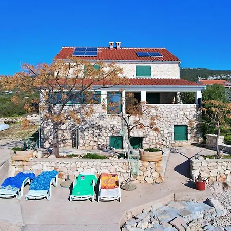 Old Fisherman's House - Zrinka Apartment