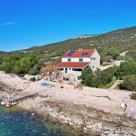 Apartment Old Fisherman's House - Zrinka Banj